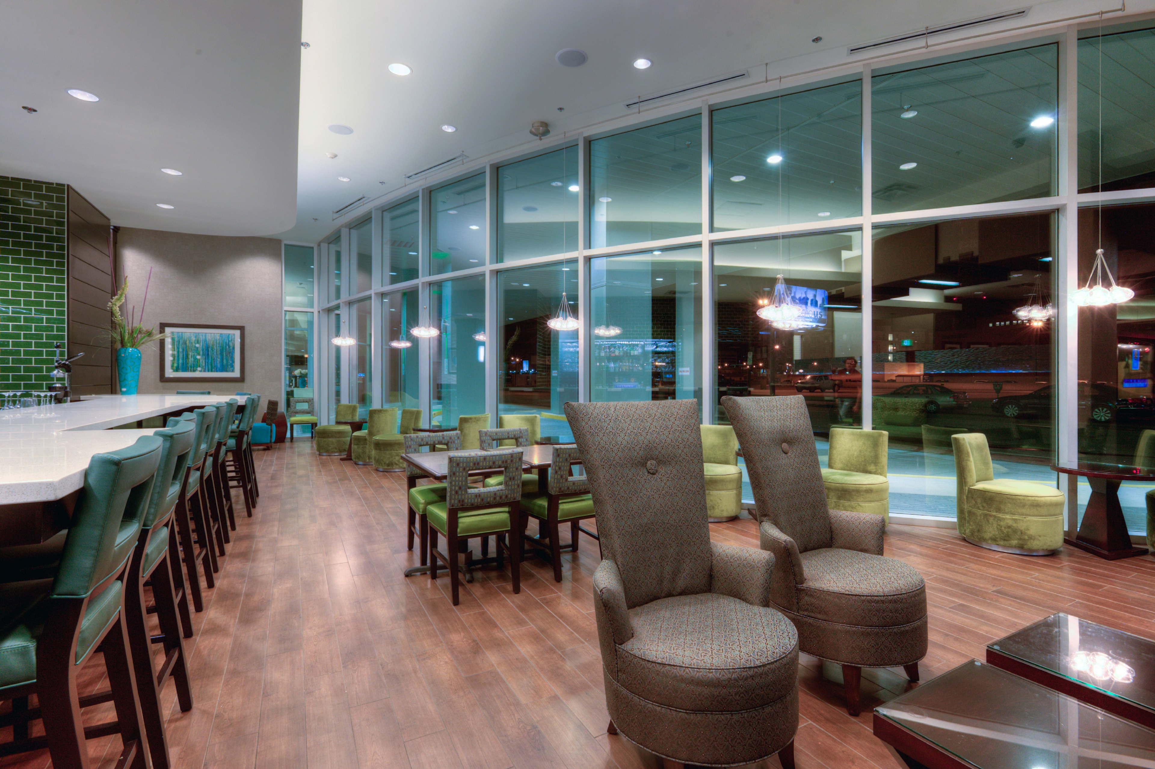 Holiday Lounge