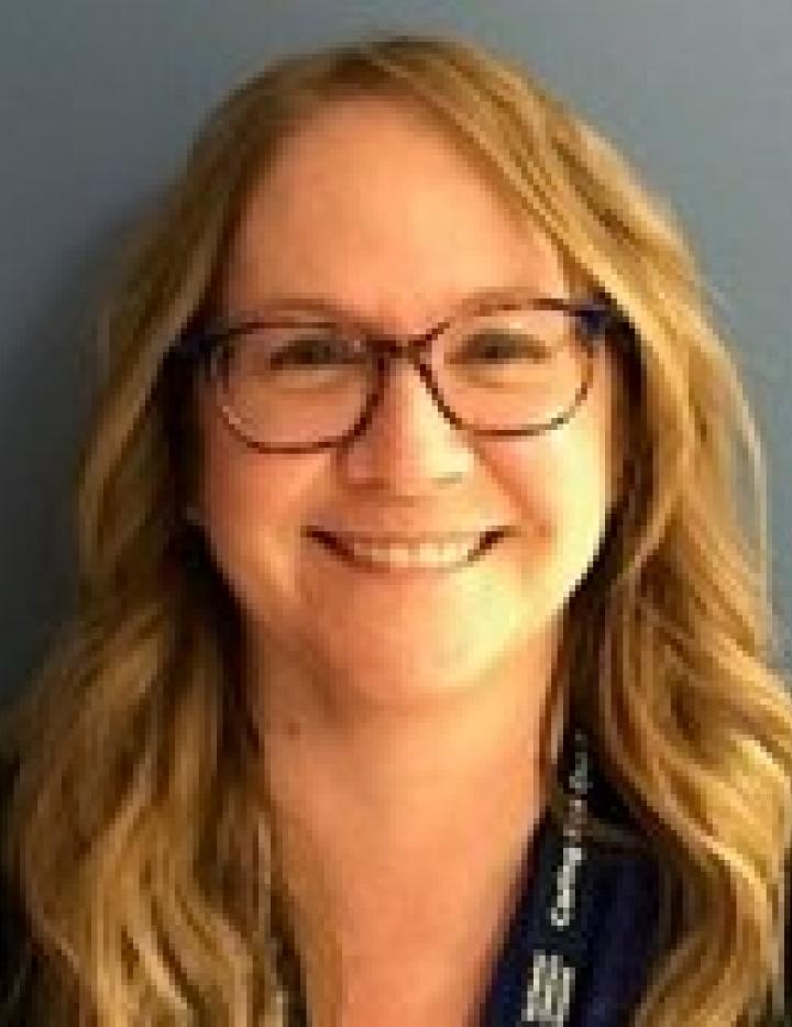 Photo of Paula Macdonald