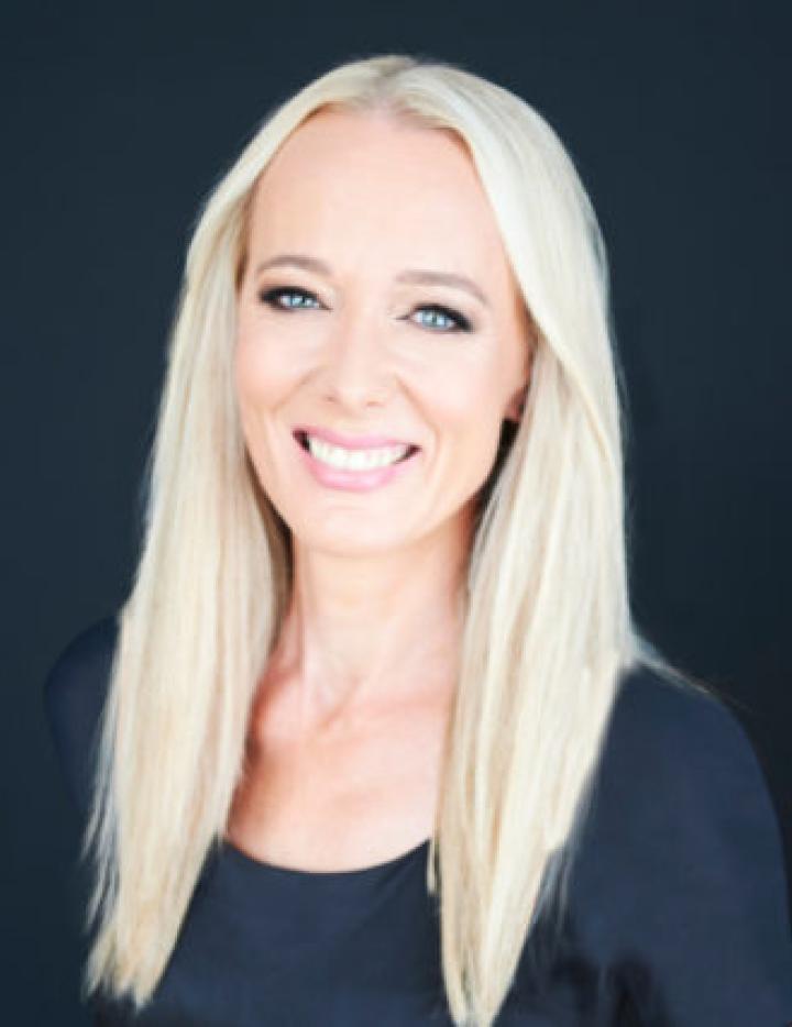 Photo of Dr. Karyn Gordon